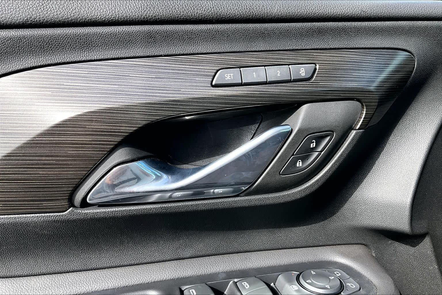 Used 2023 STERLING METALLIC GMC SLT image 35