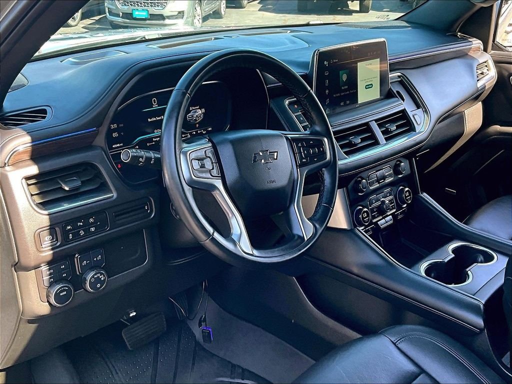 Used 2024 Gray Chevrolet Z71 image 8