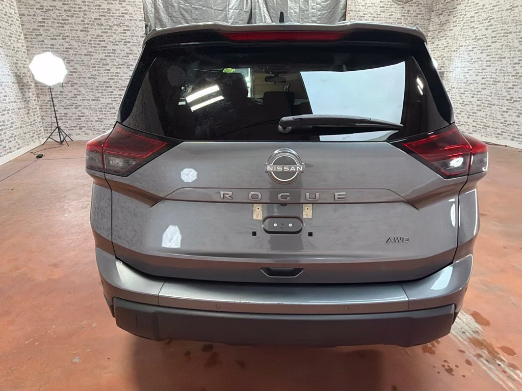 Used 2024 Gun Metallic Nissan S image 6