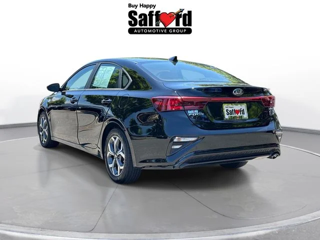 Used 2019 Black Kia LXS image 5