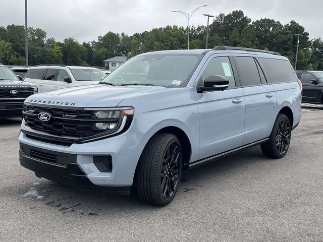 New 2027 Glacier Gray Metallic Tri-Coat Ford Platinum image 5