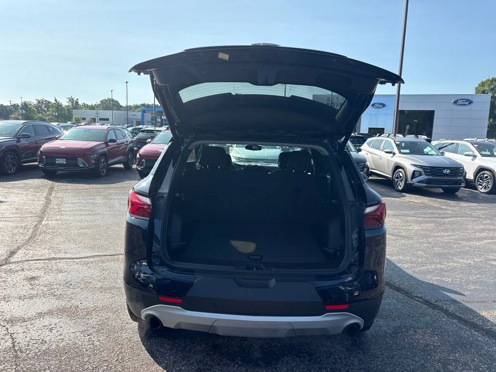 Used 2020 Midnight Blue Metallic Chevrolet LT image 26