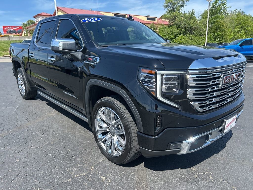 Used 2024 Onyx Black GMC Denali image 3