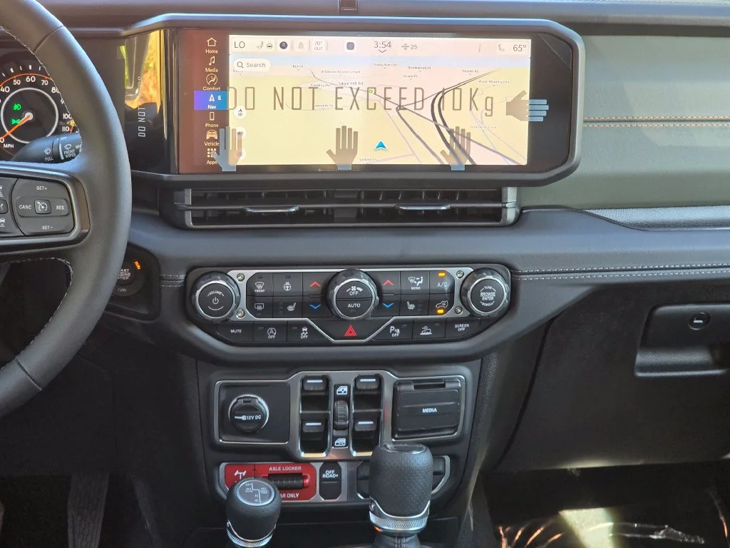 New 2026 White/off-white Jeep Mojave X image 28