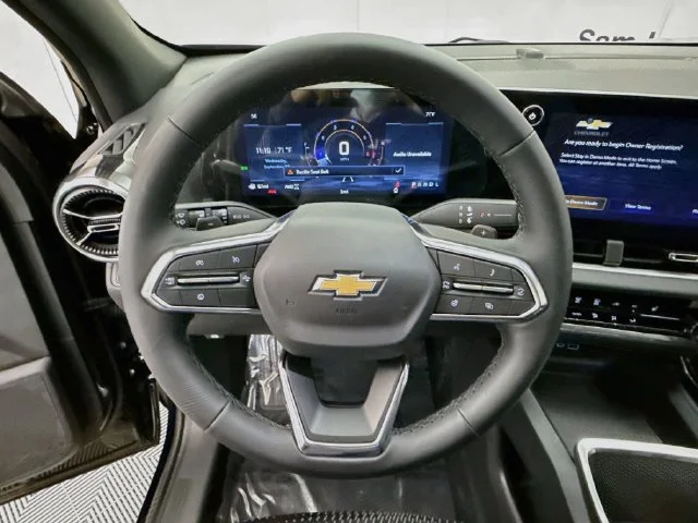New 2027 Mosaic Black Metallic Chevrolet LT image 13
