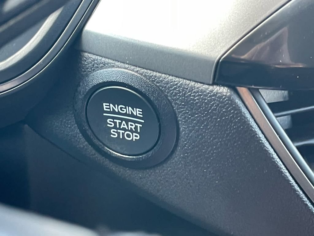 Used 2025 Black Ford Active image 20