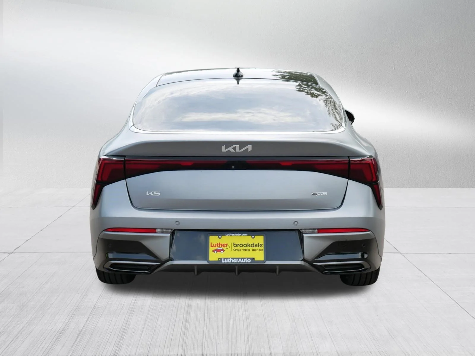 Used 2025 Steel Matte Gray Kia GT-Line image 6