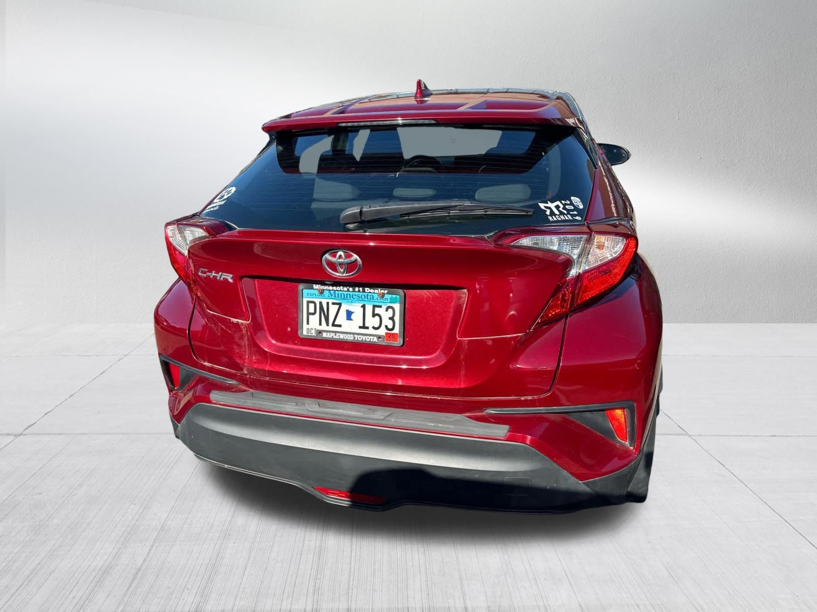 Used 2018 Ruby Flare Pearl Toyota XLE Premium image 6