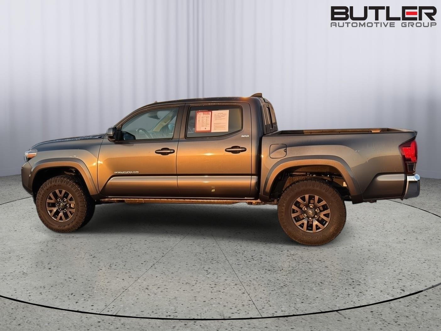 Used 2023 Magnetic Gray Metallic Toyota SR5 V6 image 3