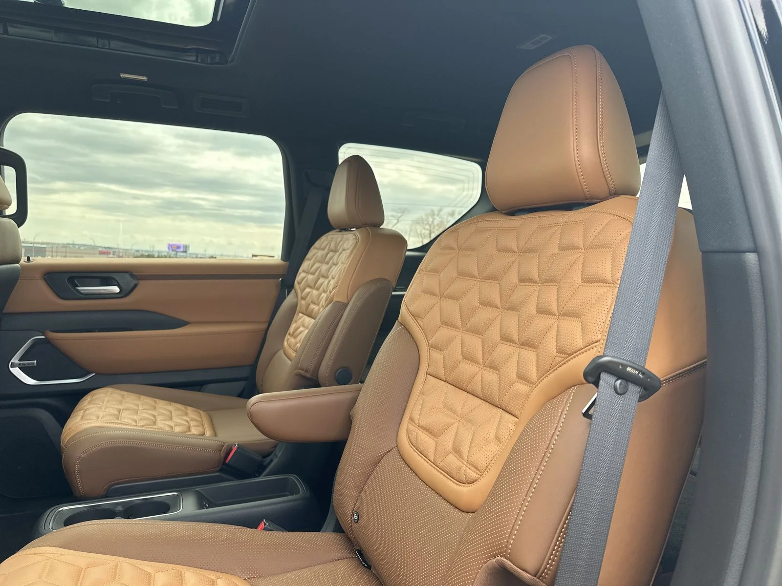New 2026 Super Black Nissan Platinum Reserve image 19