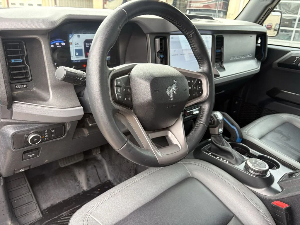 Used 2024 Oxford White Ford Black Diamond image 13