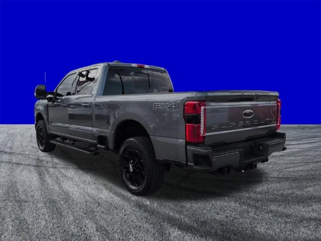 Used 2025 Gray Metallic Ford Lariat image 6