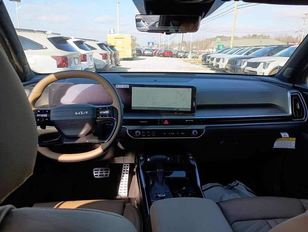 New 2026 Jungle Green Kia X-Line SX Prestige AWD image 10
