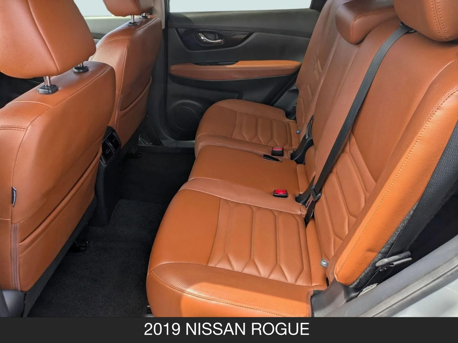 Used 2019 Brilliant Silver Metallic Nissan SL image 15