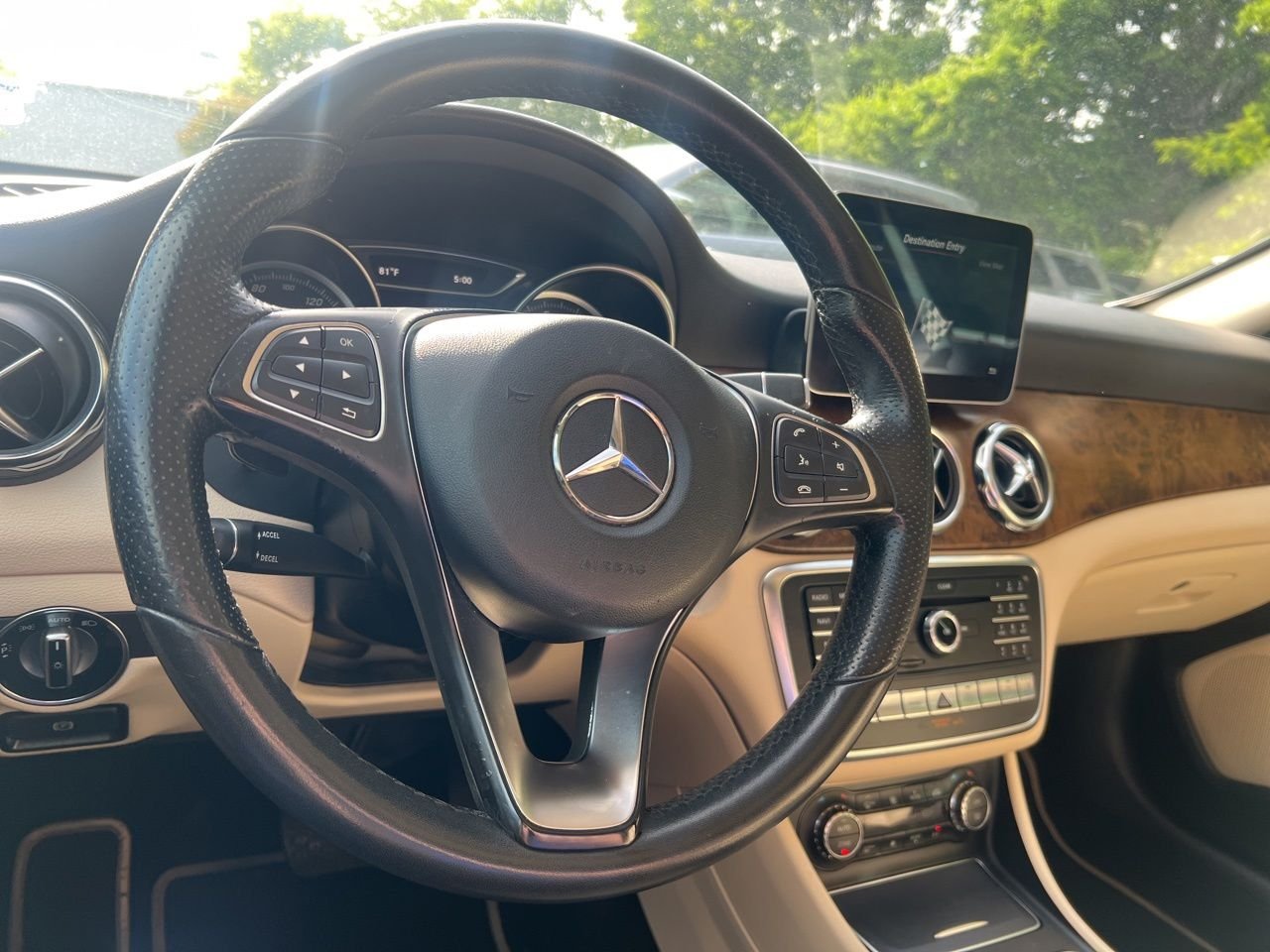 Used 2018  Mercedes-Benz GLA 250 image 27