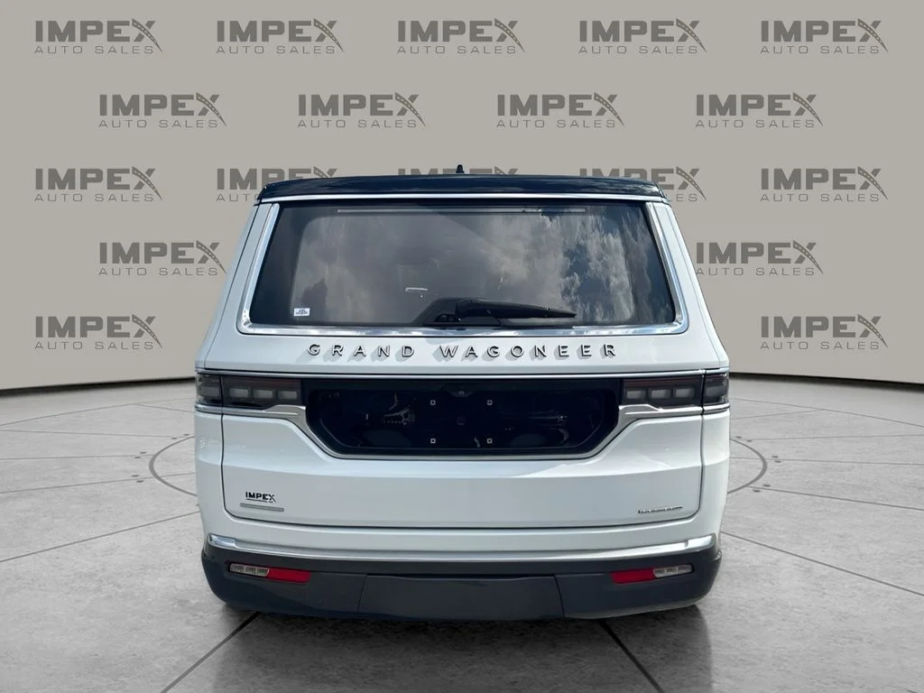 Used 2022 White Jeep Series III image 4