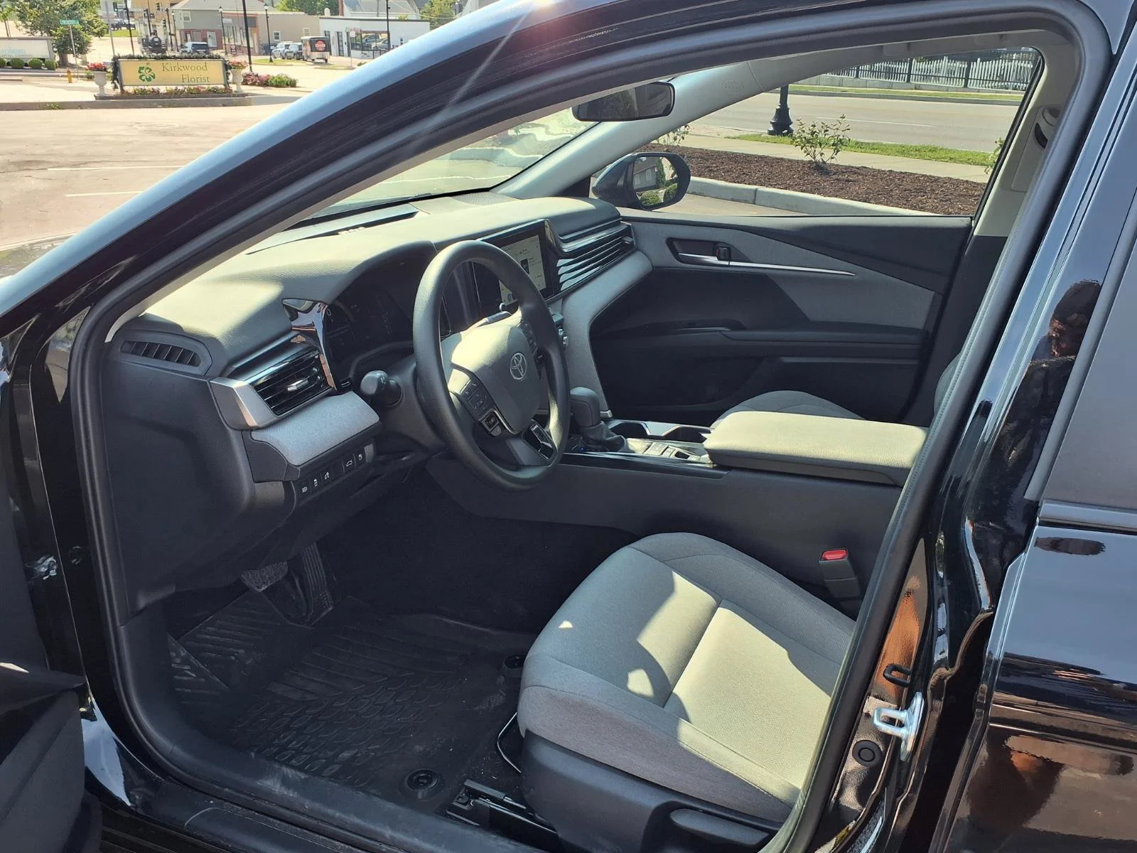 Used 2025 BLack Toyota LE image 20