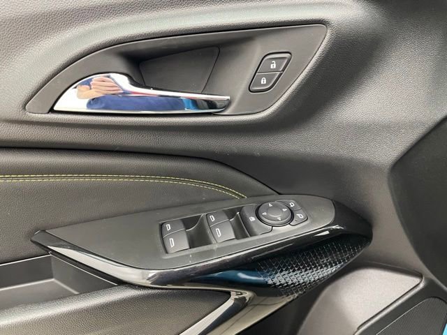 2026 Chevrolet Trax LT - Photo 9