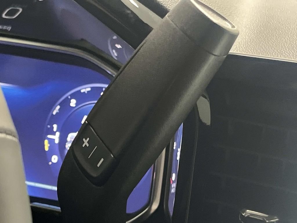 New 2026 Summit White Chevrolet LT image 23