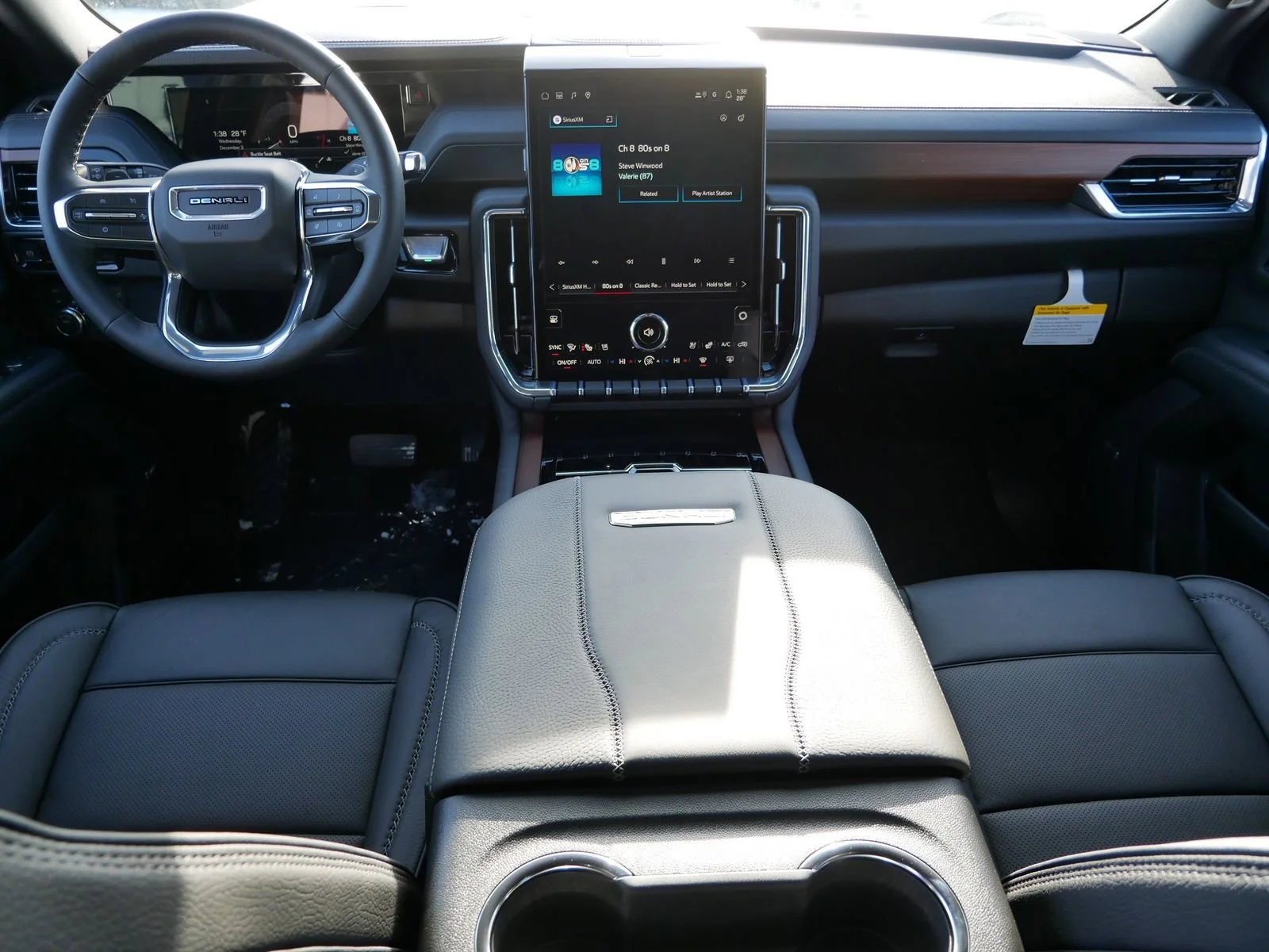 2026 GMC Yukon XL Denali - Photo 7