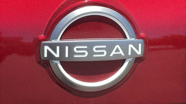 2025 Nissan Rogue S - Photo 28