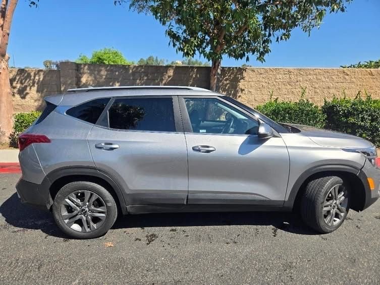 Used 2023 Gray Kia S image 8