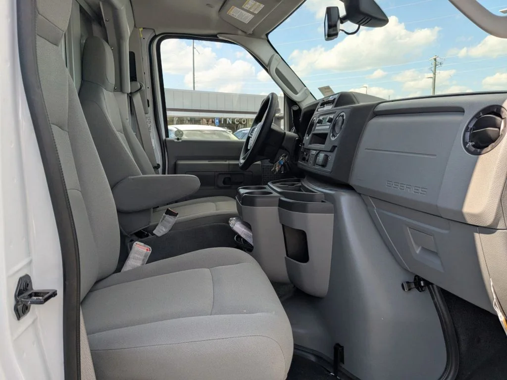 2026 Ford E-Series Cutaway Base - Photo 14