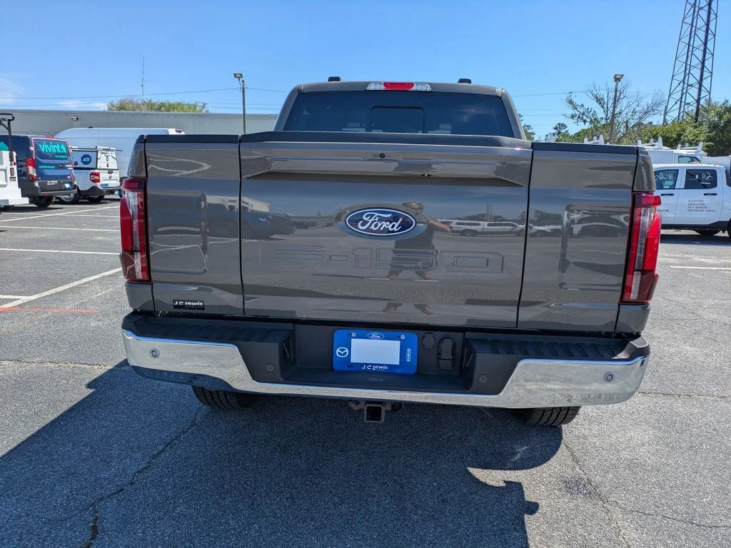 New 2026 Marsh Gray Ford Lariat image 5