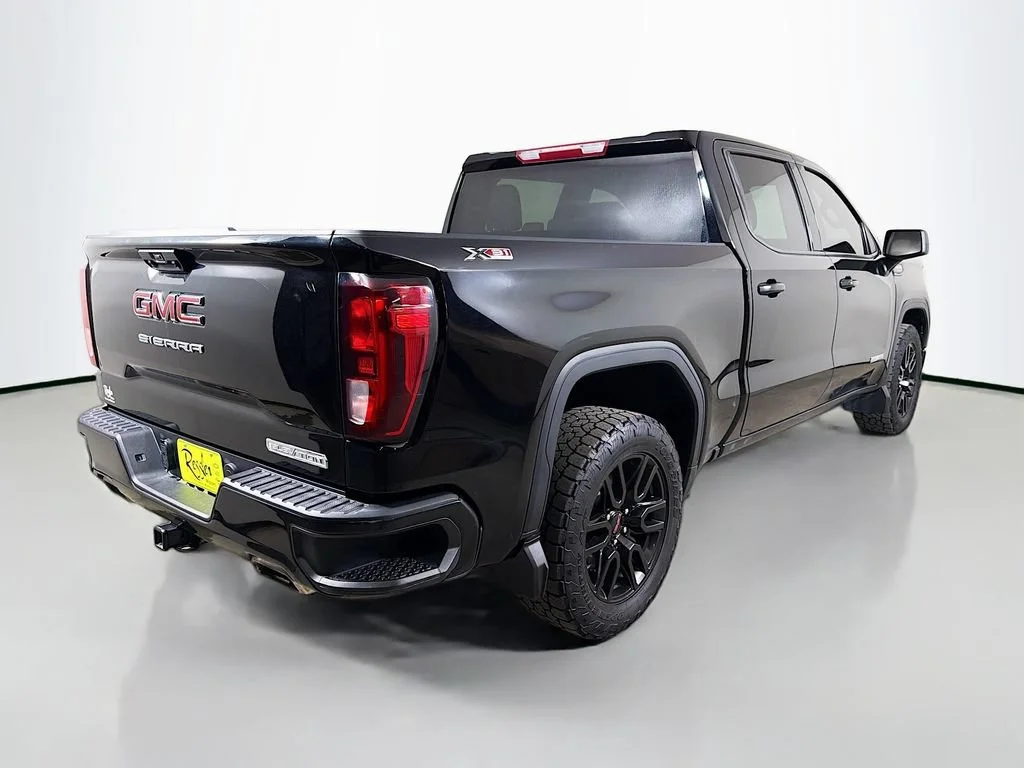 Used 2023 Onyx Black GMC Elevation image 6