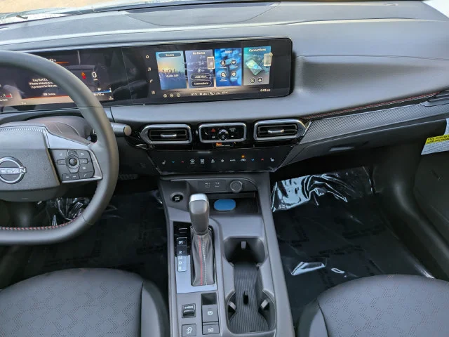 New 2027 Atlantic Gray Metallic / Super Black Two-tone Nissan SR image 11