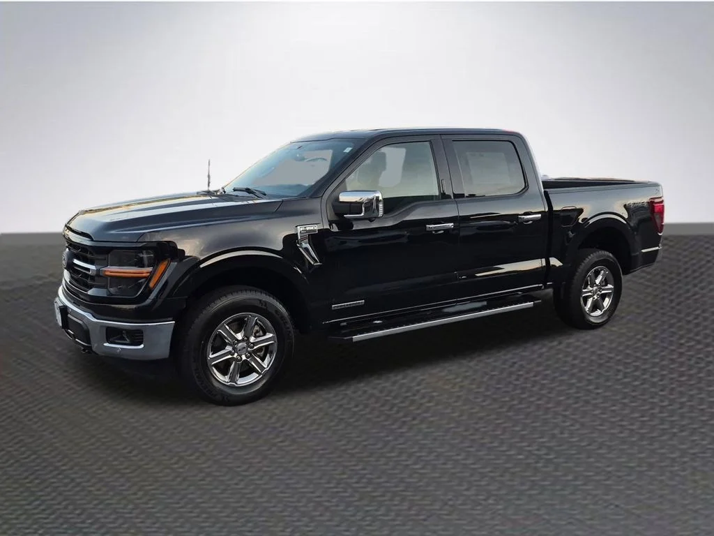 Used 2024 Black Metallic Ford XLT image 2