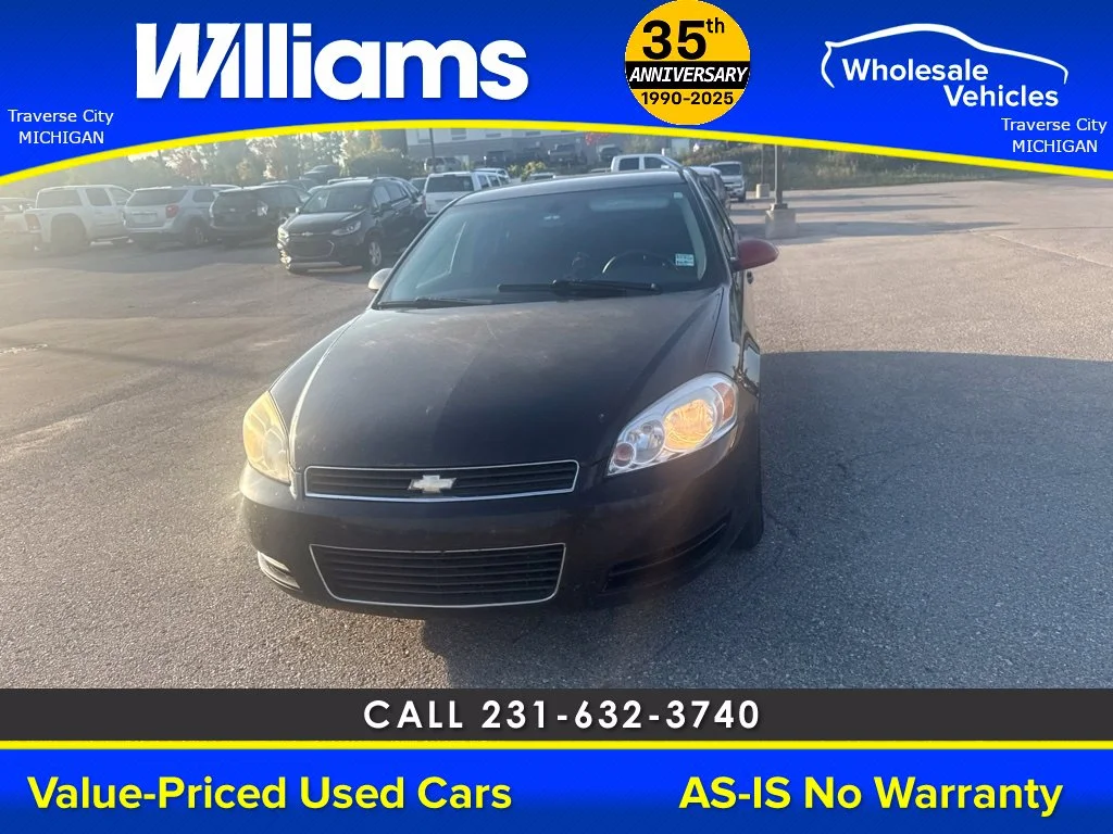 Used 2009 Black Chevrolet LT image 6