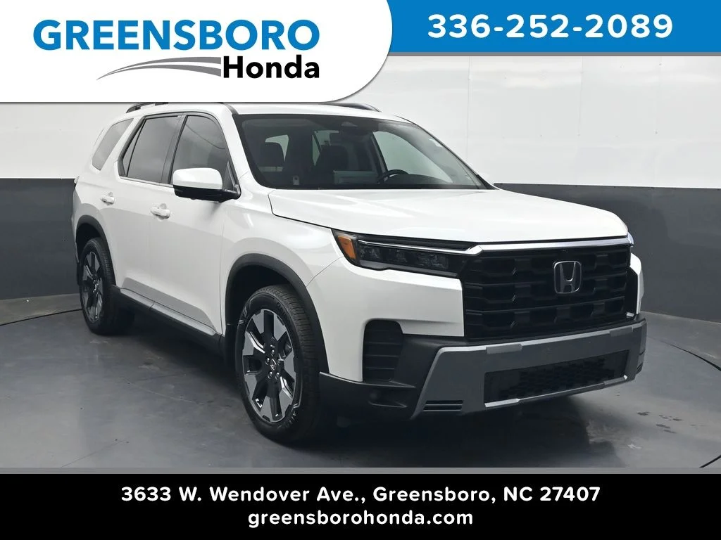 2026 Honda Pilot Touring AWD's photo
