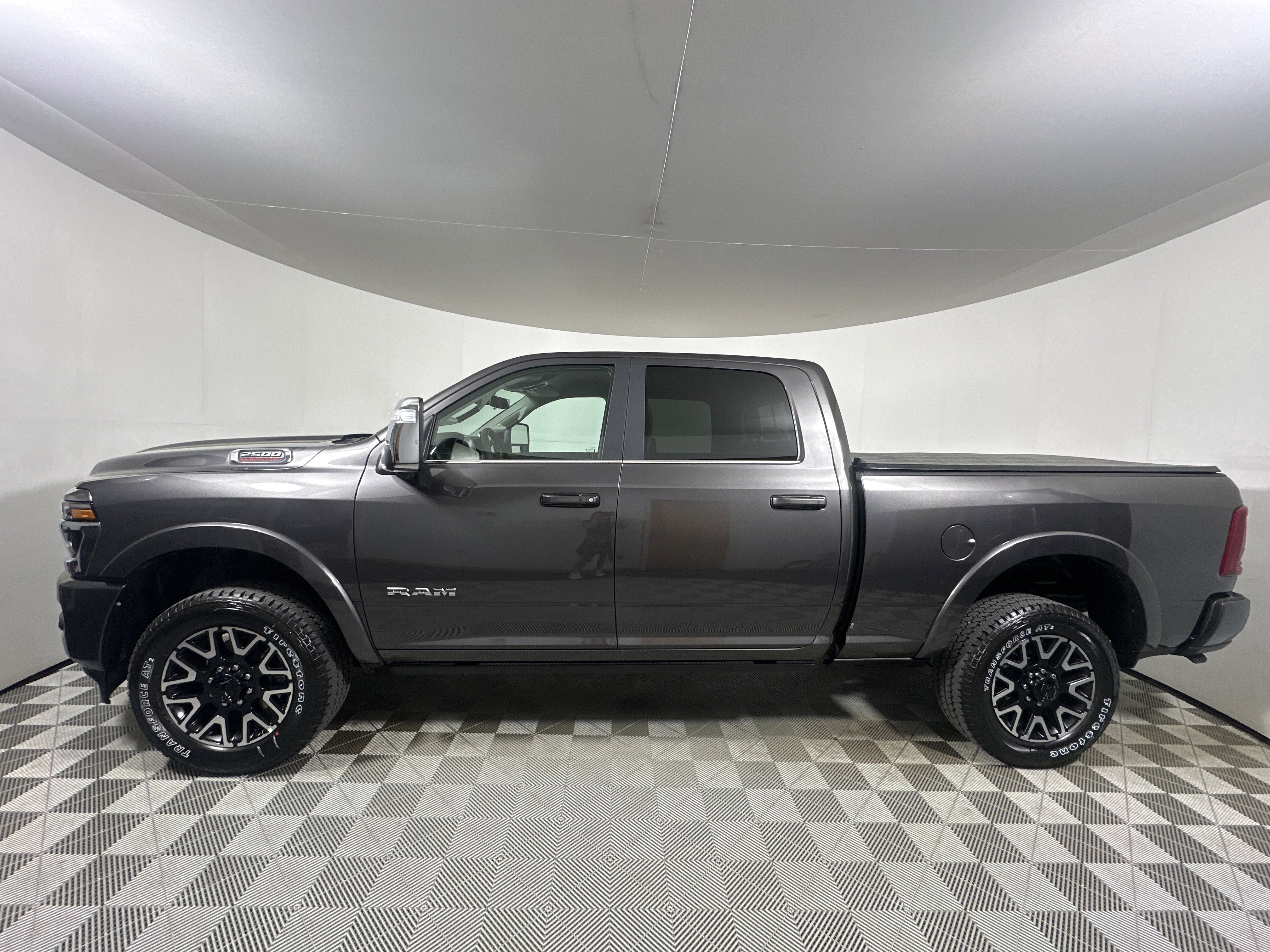 New 2026 Granite Crystal Metallic Clearcoat Ram Longhorn image 4