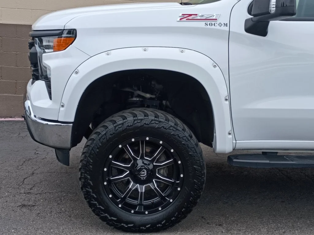 Used 2023 Summit White Chevrolet WT image 10