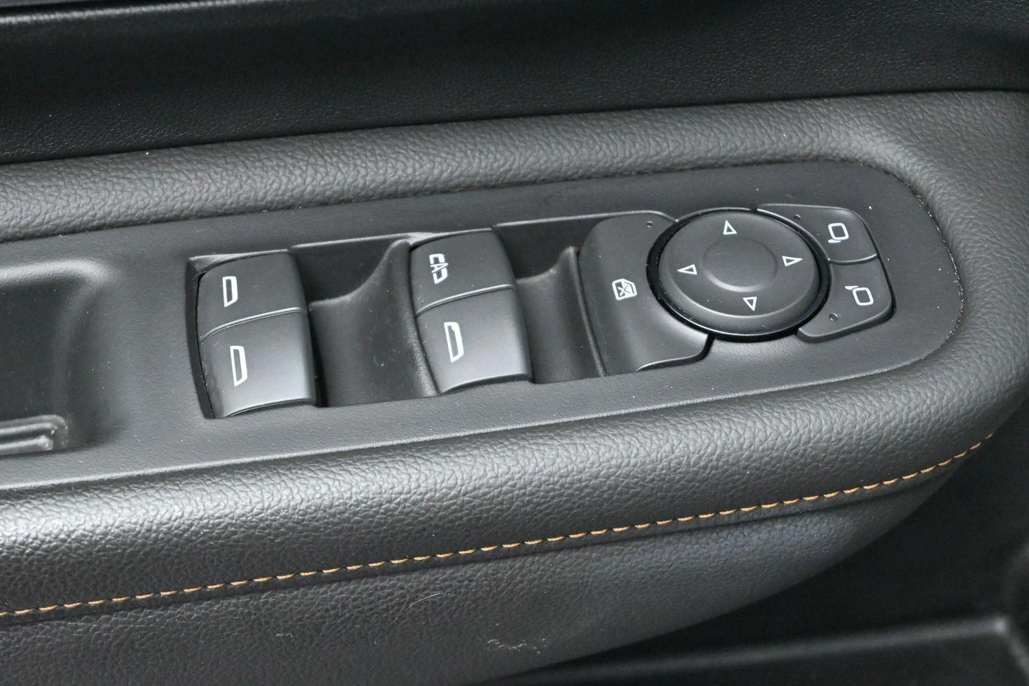 Used 2023 Sterling Metallic GMC AT4 image 13