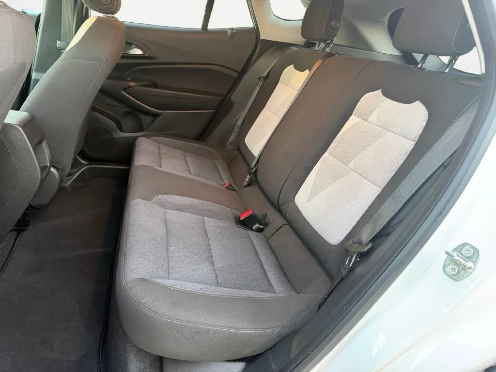 Used 2024 Summit White Chevrolet LS image 10