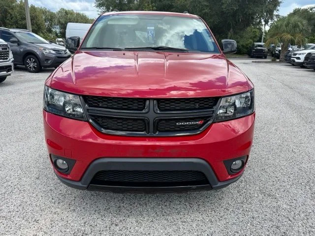Used 2018 Red Dodge SXT image 6