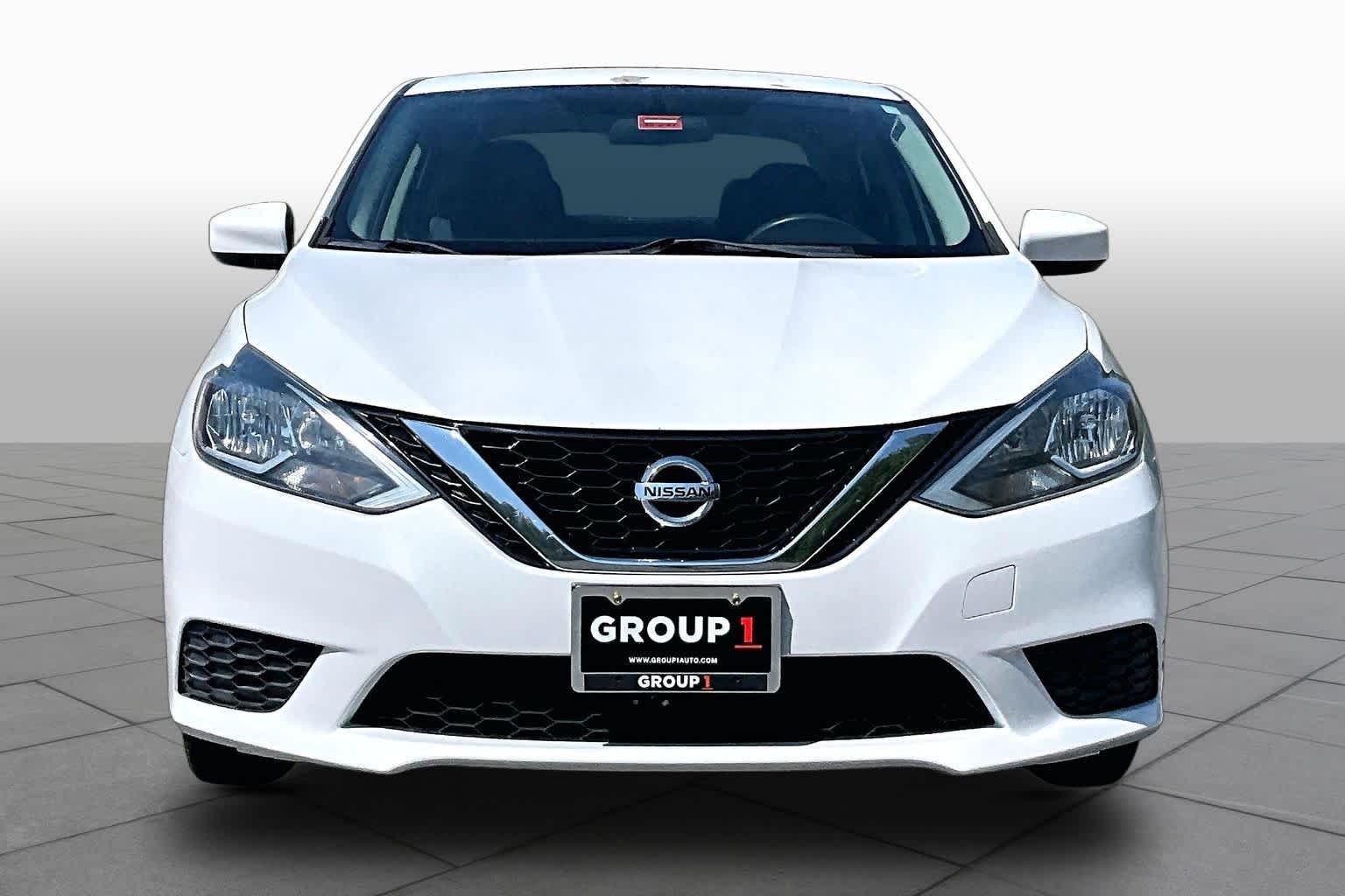 Used 2016 Aspen White Pearl Nissan SV image 4