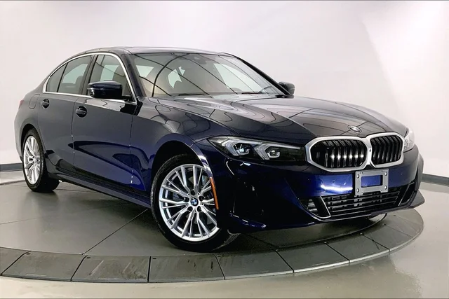 2024 BMW 3 Series 330i xDrive Sedan's photo
