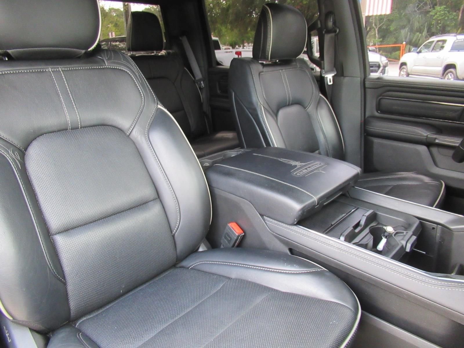 Used 2022 White Ram Limited image 9
