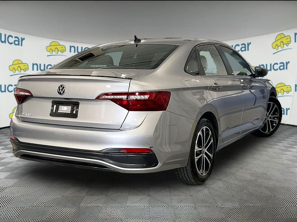 Used 2023 Gray Volkswagen 1.5T Sport image 6
