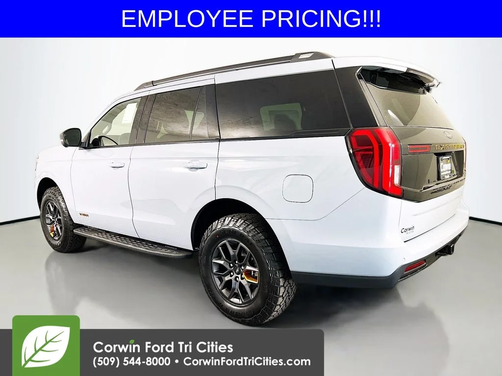 New 2026 Glacier Gray Metallic Tri-Coat Ford Tremor image 11