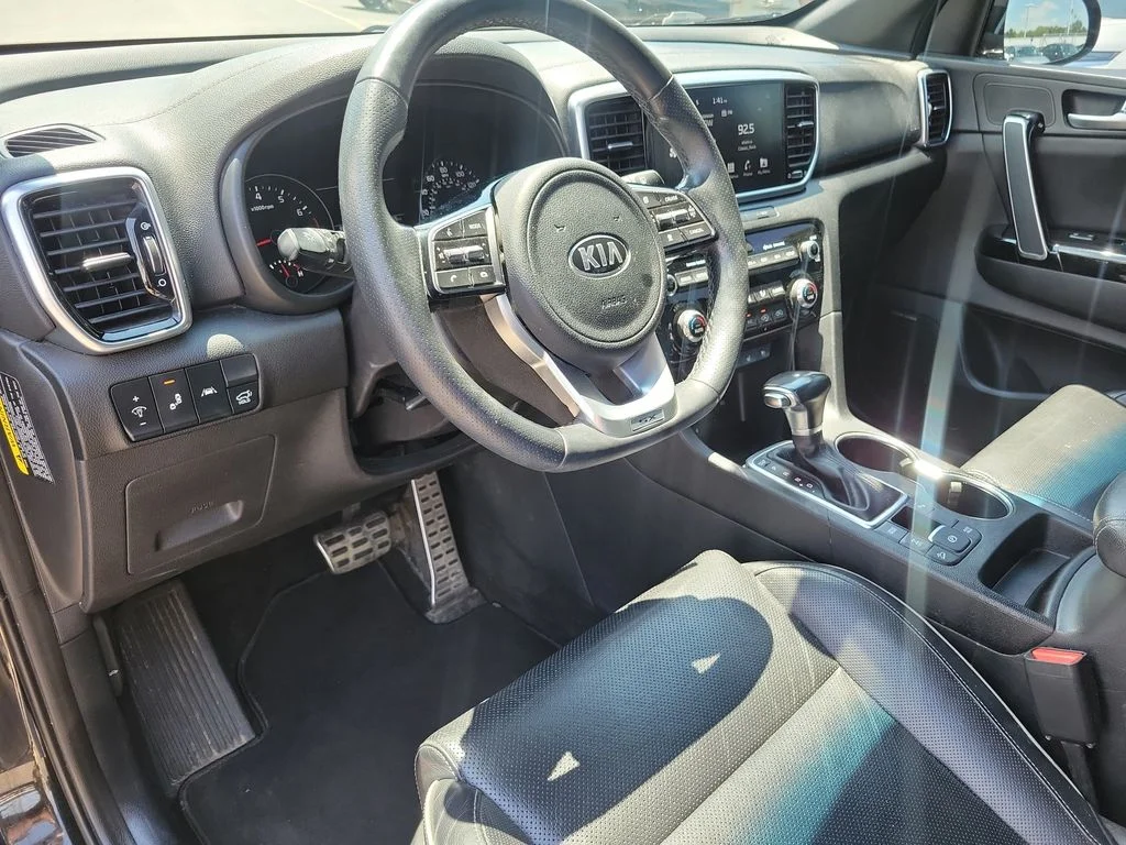 Used 2020 Red Kia SX image 18
