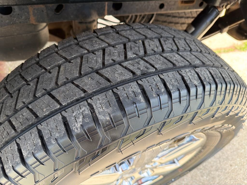 Used 2020 Stone Gray Metallic Ford XLT image 10