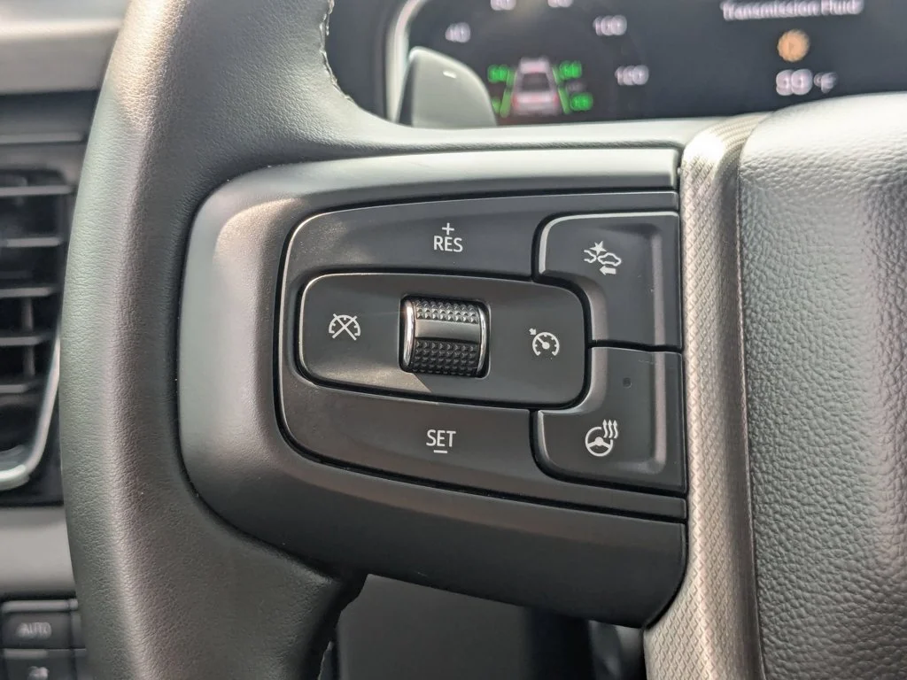 Used 2025 White Frost Tricoat GMC Denali image 23