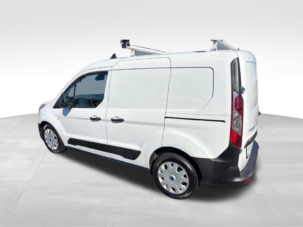 Used 2022 White Ford XL image 3