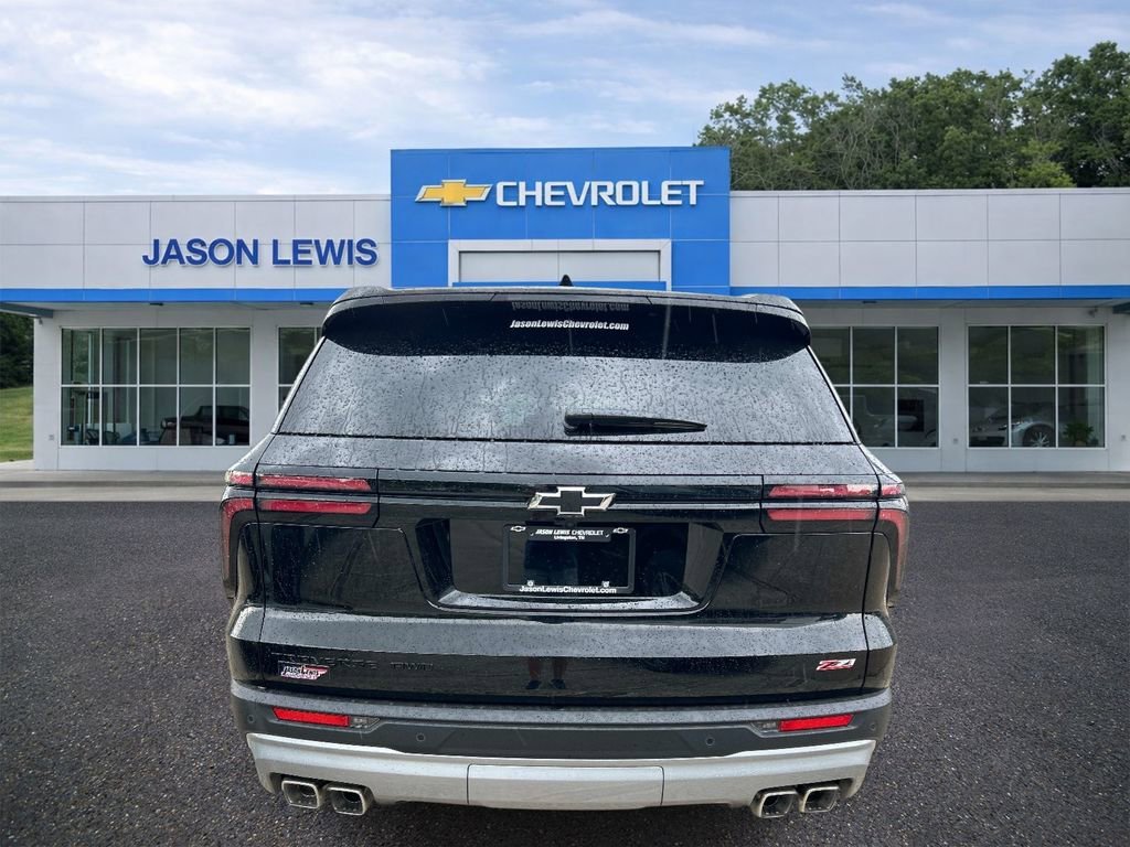 New 2026 Mosaic Black Metallic Chevrolet Z71 image 5