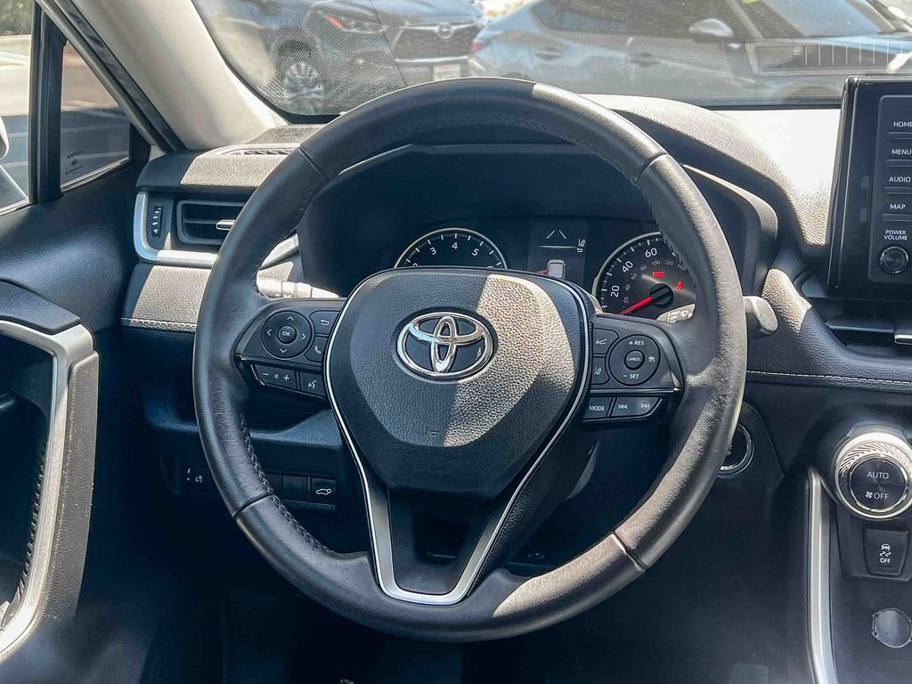 Used 2021 White Toyota XLE Premium image 14