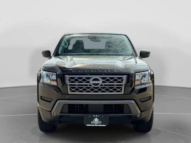 Used 2022 Black Nissan SV image 7